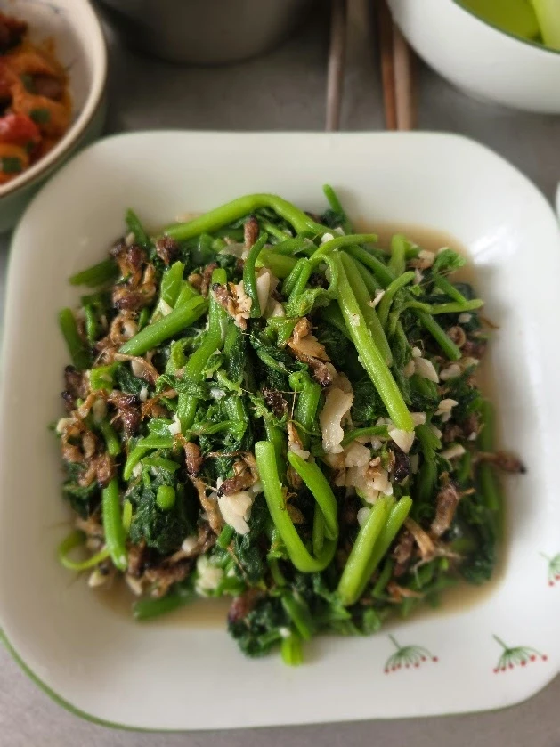 Đặc sản ở Hà Nội xuất hiện 30 phút rồi chết, muốn bắt phải canh cả đêm Đặc sản ở Hà Nội xuất hiện 30 phút rồi chết, muốn bắt phải canh cả đêm