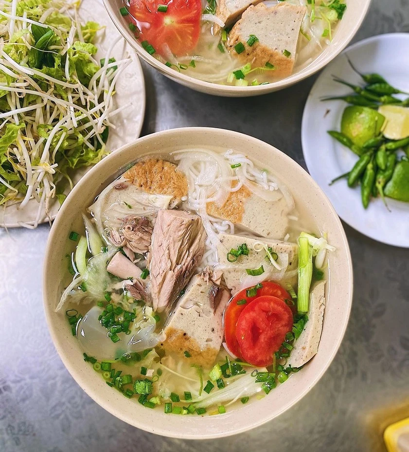 Đảo có nước biển trong nhất Việt Nam chưa có khách sạn Đảo có nước biển trong nhất Việt Nam chưa có khách sạn