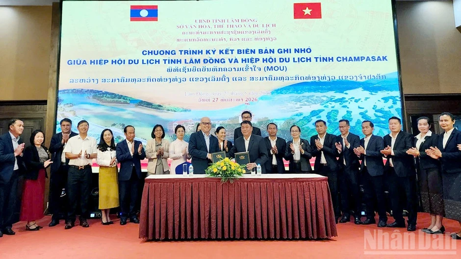 Đẩy mạnh hợp tác phát triển văn hóa-du lịch giữa tỉnh Lâm Đồng và Champasak Đẩy mạnh hợp tác phát triển văn hóa-du lịch giữa tỉnh Lâm Đồng và Champasak