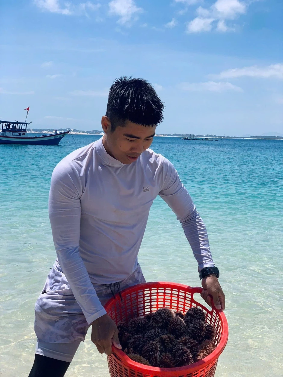 Đến đảo ở Philippines, cô gái Việt tạo khoảnh khắc nụ hôn dưới biển gây sốt Đến đảo ở Philippines, cô gái Việt tạo khoảnh khắc nụ hôn dưới biển gây sốt