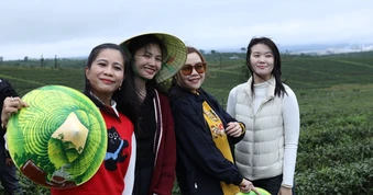 Địa phương đồng loạt kích cầu, làm mới sản phẩm du lịch hè 2026