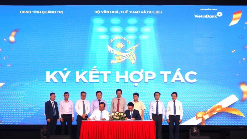 Diễn đàn vai trò của báo chí trong việc thúc đẩy ngành kinh tế du lịch tại Việt Nam Diễn đàn vai trò của báo chí trong việc thúc đẩy ngành kinh tế du lịch tại Việt Nam
