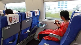 Điều khiến khách Việt 'mê' tàu cao tốc Trung Quốc