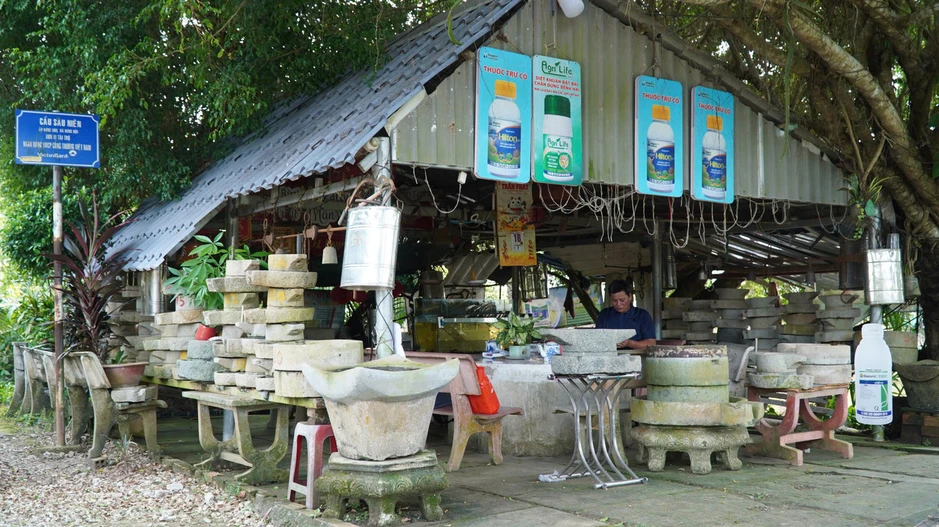 Độc lạ miền Tây: Lão nông sưu tầm hàng trăm chiếc cối xay Độc lạ miền Tây: Lão nông sưu tầm hàng trăm chiếc cối xay