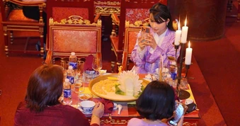 Đón “một  nửa Việt Nam”, Chủ tịch thành phố Huế gửi thư tri ân du khách