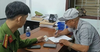 Du khách tố bị cân gian khi mua sầu riêng ở chợ đêm Sơn Trà