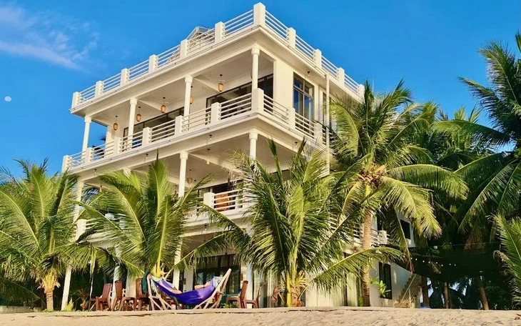 Dự kiến phạt 1,5 triệu đồng khách sạn bị tố phụ thu nhiều khoản 'trên trời dưới đất' Dự kiến phạt 1,5 triệu đồng khách sạn bị tố phụ thu nhiều khoản 'trên trời dưới đất'