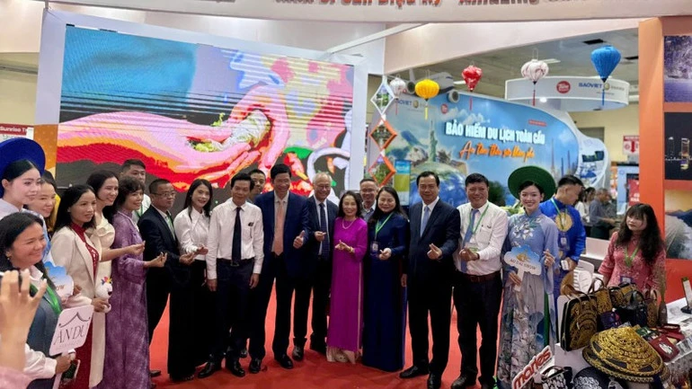 Du lịch Đà Nẵng lan tỏa câu chuyện điểm đến “Chạm về nguyên bản” Du lịch Đà Nẵng lan tỏa câu chuyện điểm đến “Chạm về nguyên bản”