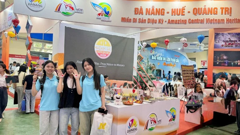 Du lịch Đà Nẵng lan tỏa câu chuyện điểm đến “Chạm về nguyên bản” Du lịch Đà Nẵng lan tỏa câu chuyện điểm đến “Chạm về nguyên bản”