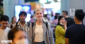Du lịch TPHCM thu về gần 8.700 tỷ đồng dịp 30/4: Tour đêm, xe cổ hút khách