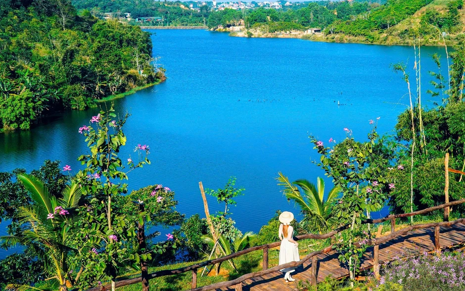 Du lịch xanh giữa đại ngàn Tây Nguyên và hành trình thay đổi tư duy sau đại dịch Du lịch xanh giữa đại ngàn Tây Nguyên và hành trình thay đổi tư duy sau đại dịch