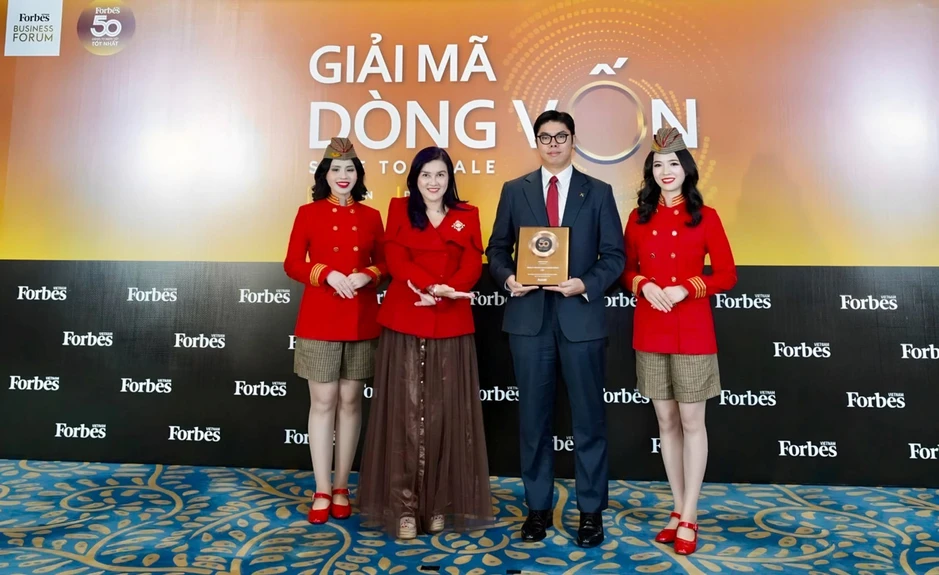 Forbes tiếp tục vinh danh Vietjet trong Top 50 công ty niêm yết tốt nhất Việt Nam 2026