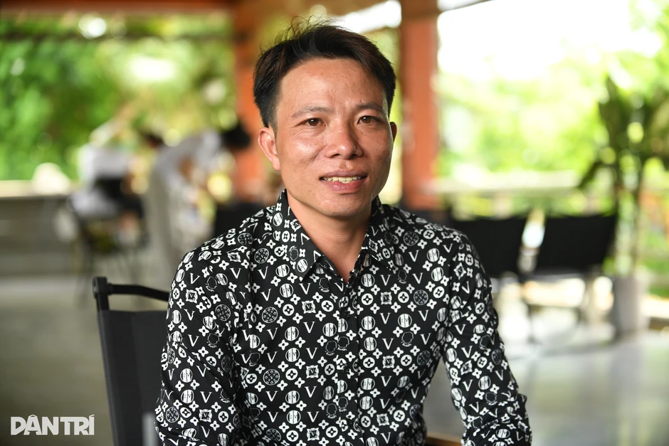 Gặp người đàn ông Quảng Trị được lấy tên đặt cho “cung điện” giữa rừng Gặp người đàn ông Quảng Trị được lấy tên đặt cho “cung điện” giữa rừng