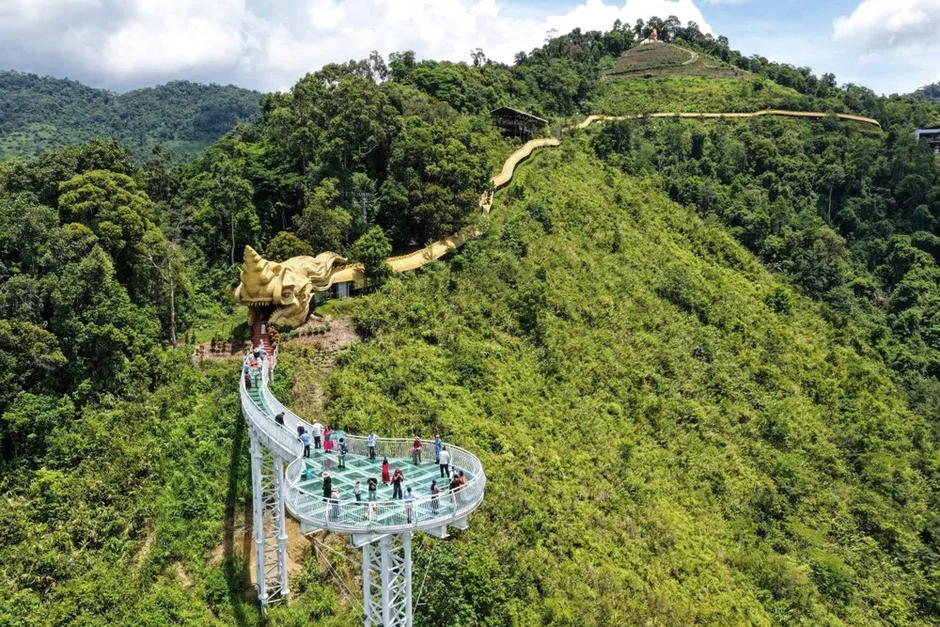 Giao lưu nghệ thuật văn hóa Chăm và văn hóa Cơ Tu