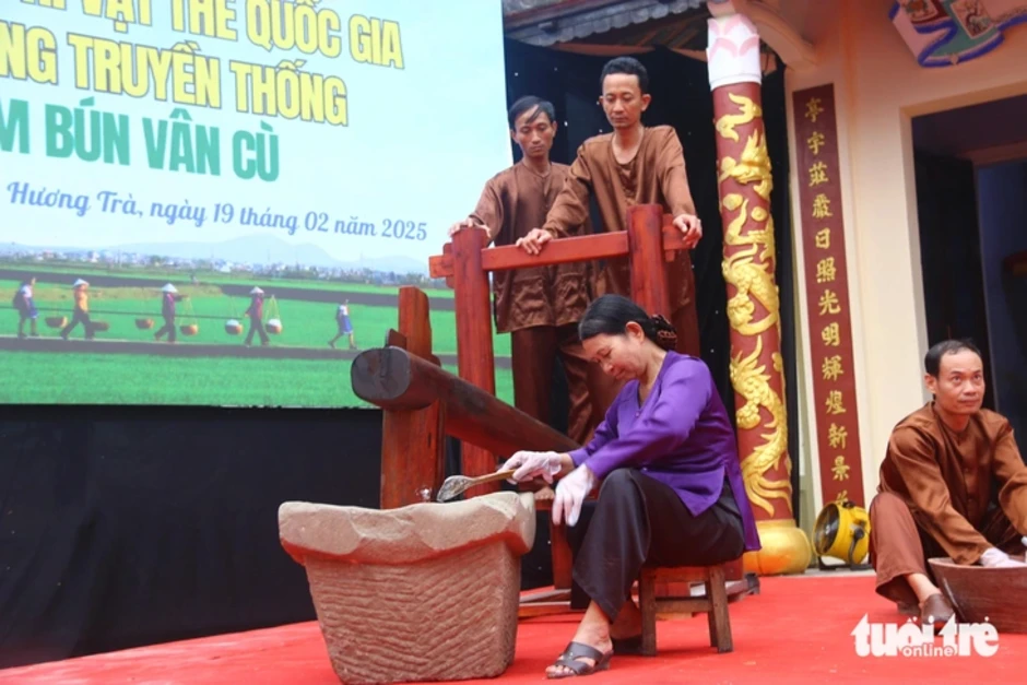 Giống gạo đặc biệt ở làng bún 400 tuổi được công nhận là di sản văn hóa quốc gia Giống gạo đặc biệt ở làng bún 400 tuổi được công nhận là di sản văn hóa quốc gia
