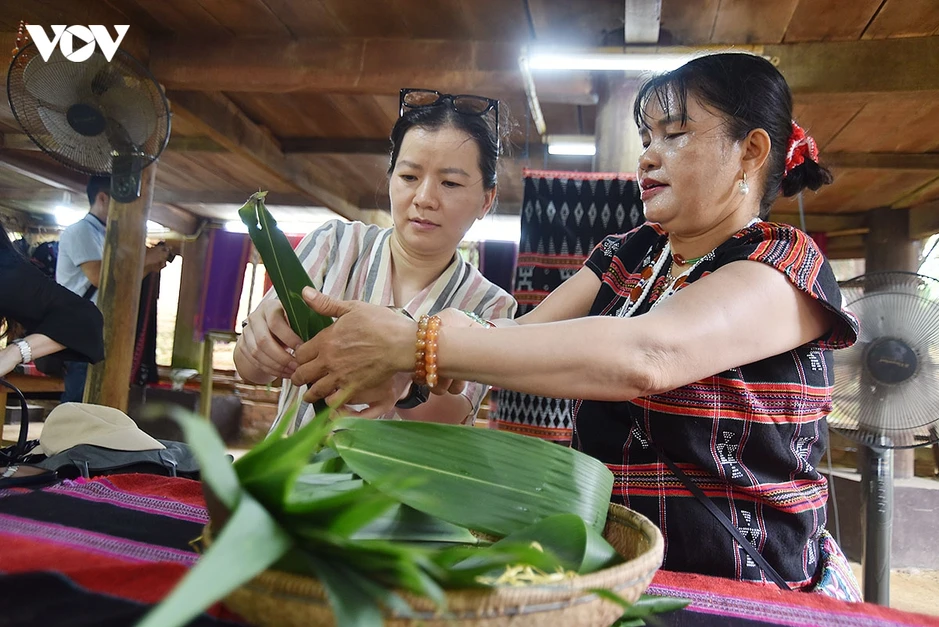 Hà Nội kỳ vọng đưa Làng Văn hóa thành điểm đến du lịch văn hóa hàng đầu cả nước Hà Nội kỳ vọng đưa Làng Văn hóa thành điểm đến du lịch văn hóa hàng đầu cả nước