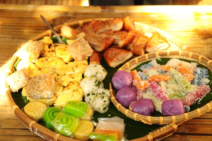 Hàng chục loại bánh dân gian xứ Quảng lần đầu xuất hiện tại ngày hội bánh Hội An Hàng chục loại bánh dân gian xứ Quảng lần đầu xuất hiện tại ngày hội bánh Hội An