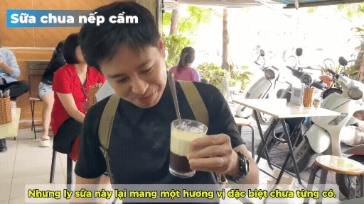 Hàng sữa tuổi thơ ở Giảng Võ khiến trai Nhật bị hút hồn Hàng sữa tuổi thơ ở Giảng Võ khiến trai Nhật bị hút hồn