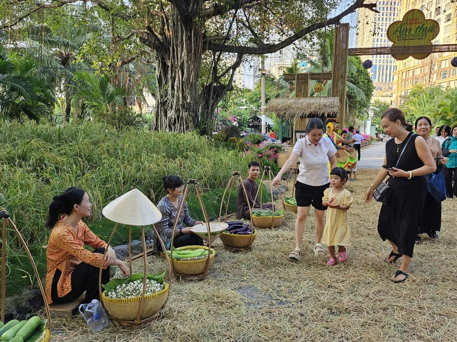 Hàng trăm món ngon hội tụ tại 'lễ hội ẩm thực đặc sắc nhất thế giới' Hàng trăm món ngon hội tụ tại 'lễ hội ẩm thực đặc sắc nhất thế giới'