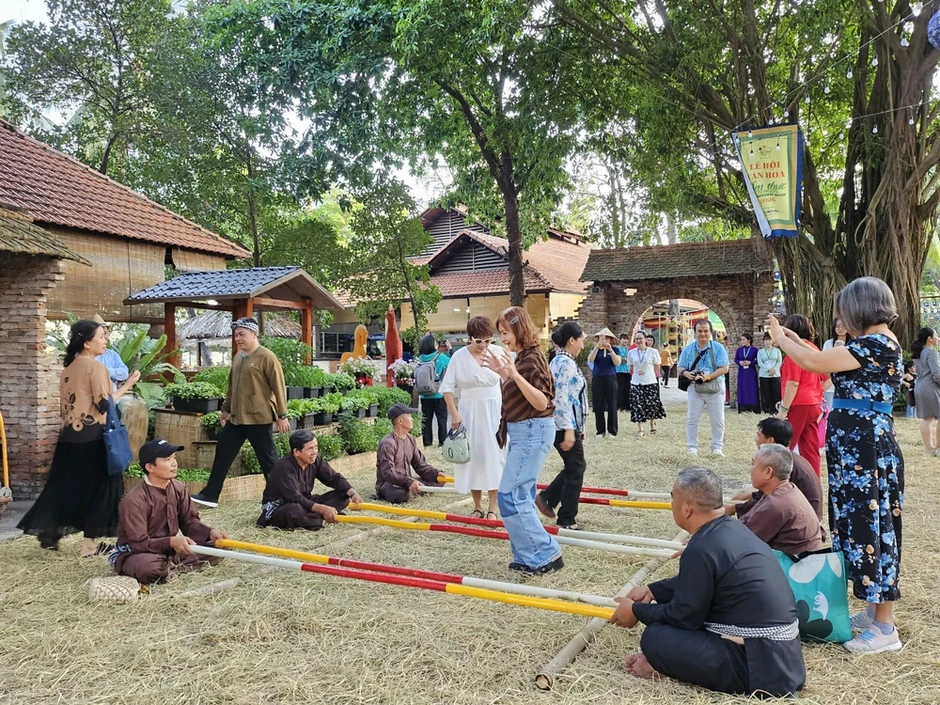 Hàng trăm món ngon hội tụ tại 'lễ hội ẩm thực đặc sắc nhất thế giới' Hàng trăm món ngon hội tụ tại 'lễ hội ẩm thực đặc sắc nhất thế giới'