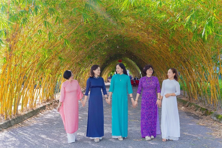 Hàng tre ngà ở Hưng Yên gây sốt vì đẹp như đường hầm cổ tích