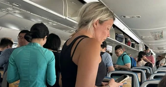 Hành khách trên máy bay Vietnam Airlines gặp sự cố kể phút thót tim