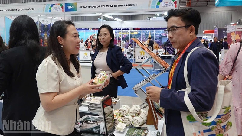 Hội chợ du lịch quốc tế Thành phố Hồ Chí Minh tròn 20 năm hình thành và phát triển Hội chợ du lịch quốc tế Thành phố Hồ Chí Minh tròn 20 năm hình thành và phát triển
