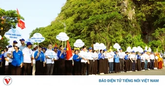 Hơn 600 người đi bộ “Những bước chân hòa bình” ở Đà Nẵng