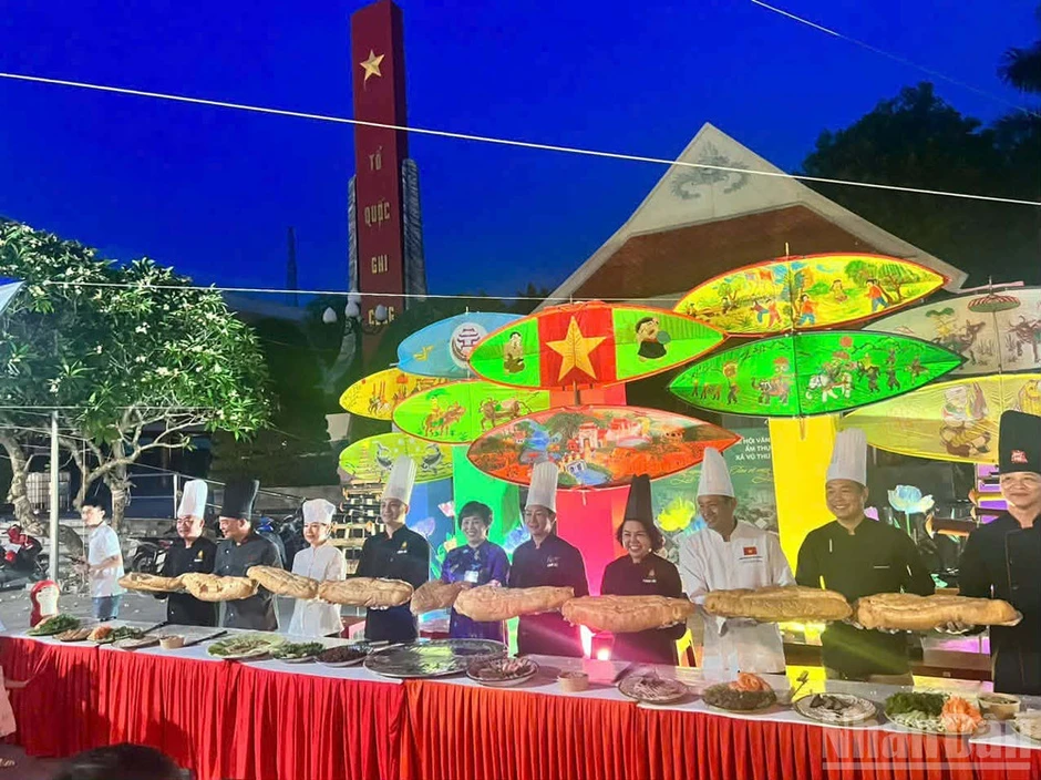 Hưng Yên: Nhiều hoạt động văn hóa, nghệ thuật, ẩm thực diễn ra dịp lễ 30/4-1/5 Hưng Yên: Nhiều hoạt động văn hóa, nghệ thuật, ẩm thực diễn ra dịp lễ 30/4-1/5