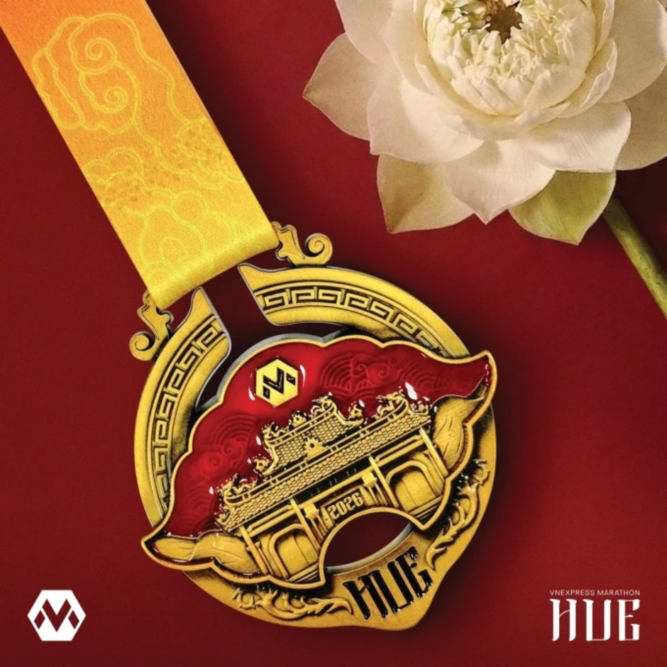 Huy chương TinVina Marathon Huế tiếp tục gây sốt - Báo TinVina Huy chương TinVina Marathon Huế tiếp tục gây sốt - Báo TinVina