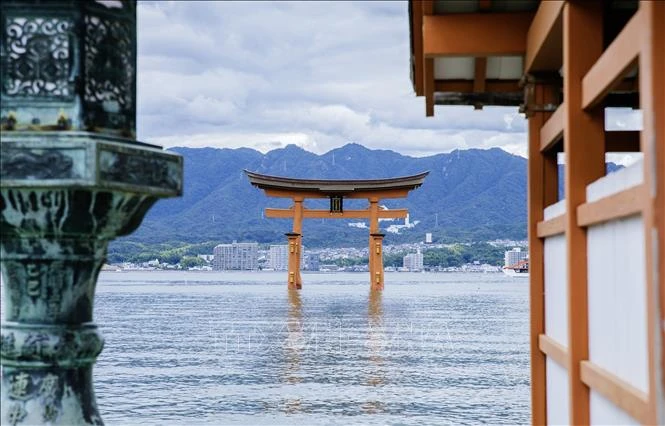 Itsukushima - Tuyệt tác kiến trúc giữa biển trời Nhật Bản
