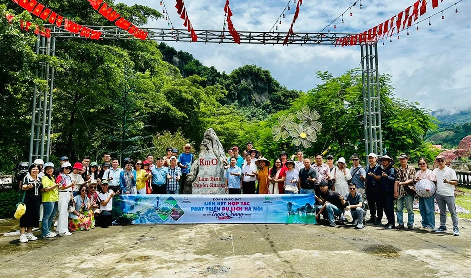 Kết nối Hà Nội-Tuyên Quang, hướng tới sự phát triển bền vững Kết nối Hà Nội-Tuyên Quang, hướng tới sự phát triển bền vững