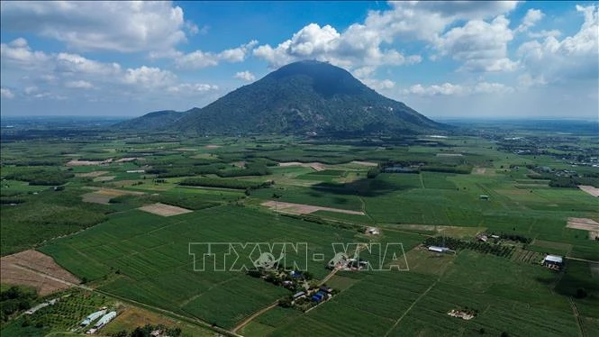 Kết nối hệ sinh thái rừng với không gian di sản, phát triển du lịch xanh Kết nối hệ sinh thái rừng với không gian di sản, phát triển du lịch xanh