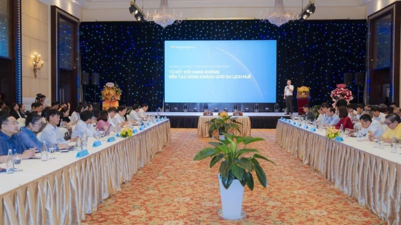 Kết nối lữ hành, mở rộng không gian phát triển du lịch Huế Kết nối lữ hành, mở rộng không gian phát triển du lịch Huế