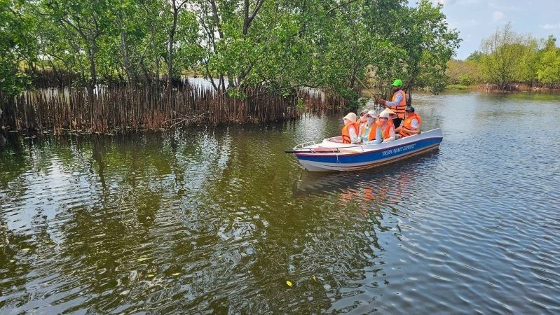 Kết nối lữ hành, mở rộng không gian phát triển du lịch Huế Kết nối lữ hành, mở rộng không gian phát triển du lịch Huế