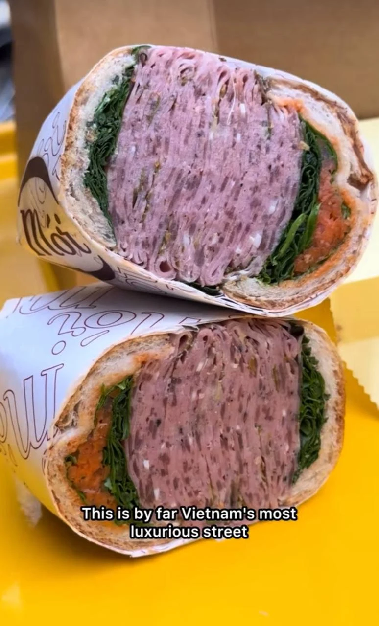 Khách Tây bình chọn bánh mì đắt nhất Việt Nam Khách Tây bình chọn bánh mì đắt nhất Việt Nam