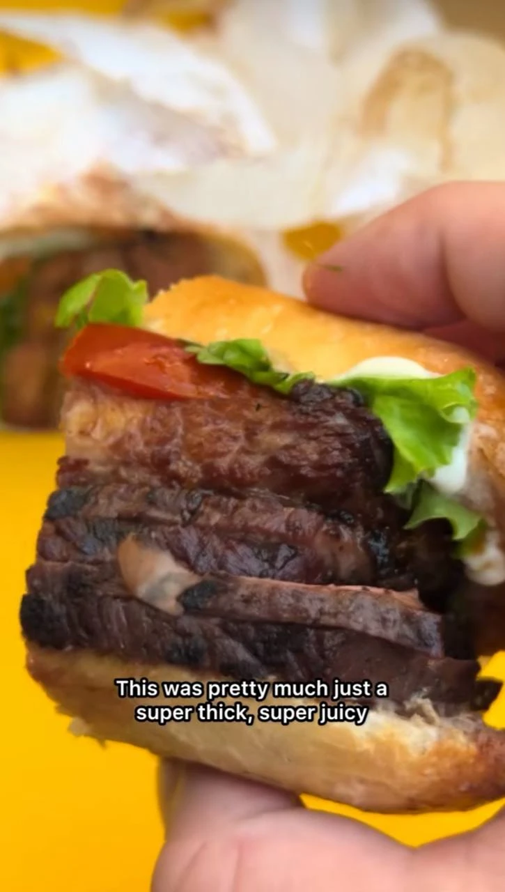Khách Tây bình chọn bánh mì đắt nhất Việt Nam Khách Tây bình chọn bánh mì đắt nhất Việt Nam