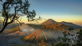 Khách Việt choáng ngợp trước 'hành tinh khác' ở Indonesia