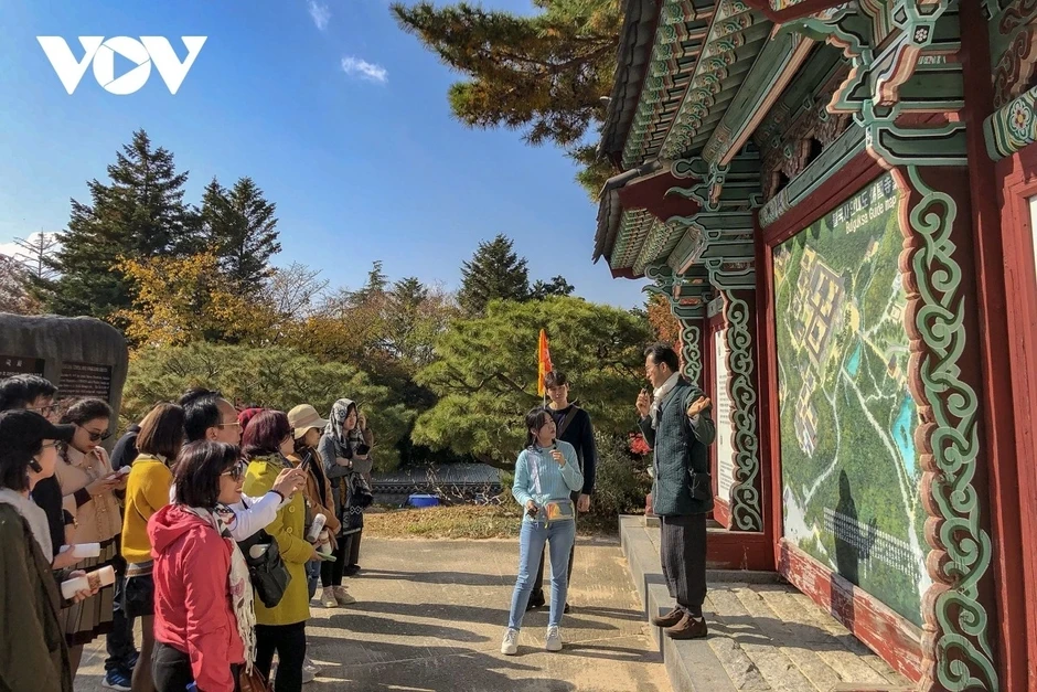 Khách Việt chuyển hướng du lịch gần vì xung đột Trung Đông Khách Việt chuyển hướng du lịch gần vì xung đột Trung Đông