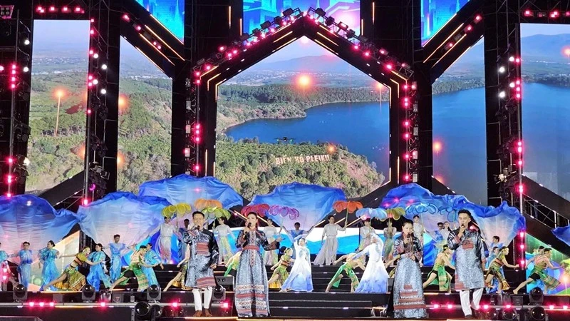 Khai mạc Lễ hội Du lịch hè Gia Lai 2026 Khai mạc Lễ hội Du lịch hè Gia Lai 2026