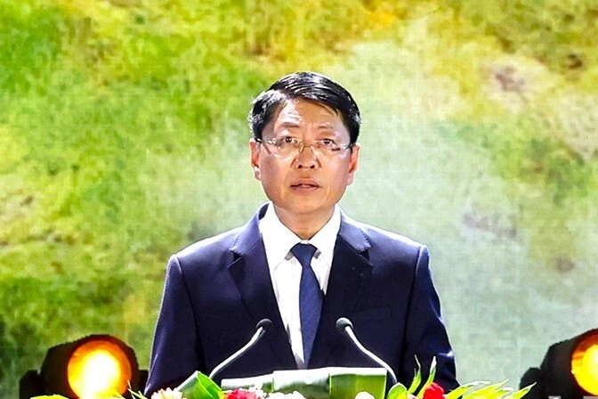 Khai mạc Tuần Du lịch Ninh Bình "Hành trình di sản qua các thời đại" Khai mạc Tuần Du lịch Ninh Bình "Hành trình di sản qua các thời đại"