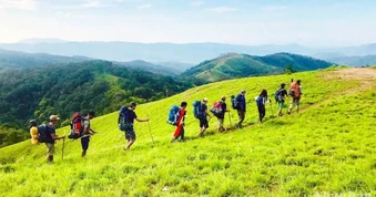 Khai thác tiềm năng du lịch đường mòn tại Việt Nam