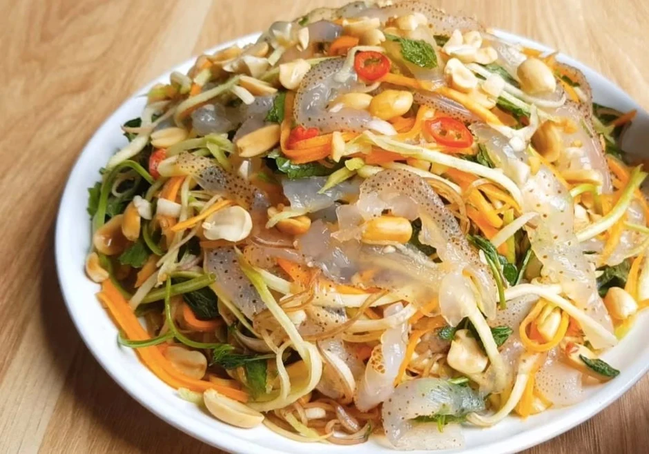 Khám phá hồ nước ngọt trên miệng núi lửa Lý Sơn, điểm đến tuyệt vời dịp 2/9 Khám phá hồ nước ngọt trên miệng núi lửa Lý Sơn, điểm đến tuyệt vời dịp 2/9