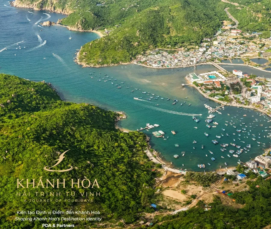 Khánh Hòa công bố định vị “Hải trình Tứ Vịnh” Khánh Hòa công bố định vị “Hải trình Tứ Vịnh”