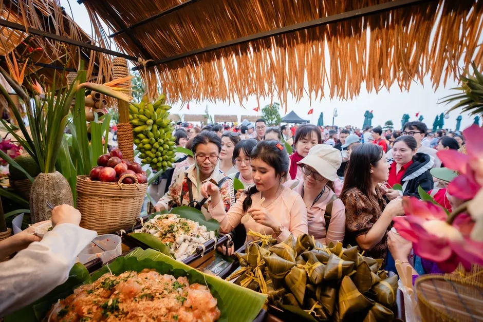 Khi văn hóa bản địa trở thành "linh hồn" của các tổ hợp Sun World 3 miền Khi văn hóa bản địa trở thành "linh hồn" của các tổ hợp Sun World 3 miền
