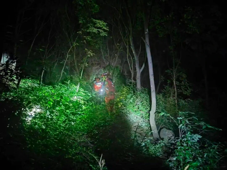 Lạc 35 giờ trên núi: Nghe thấy cứu hộ gọi, không dám trả lời vì kiêng kỵ Lạc 35 giờ trên núi: Nghe thấy cứu hộ gọi, không dám trả lời vì kiêng kỵ