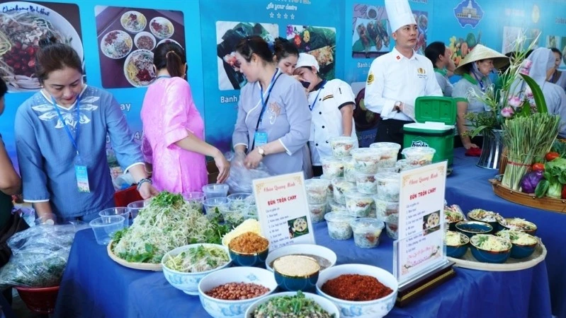 Lan tỏa tinh thần sống xanh từ Lễ hội Ẩm thực chay Huế 2026