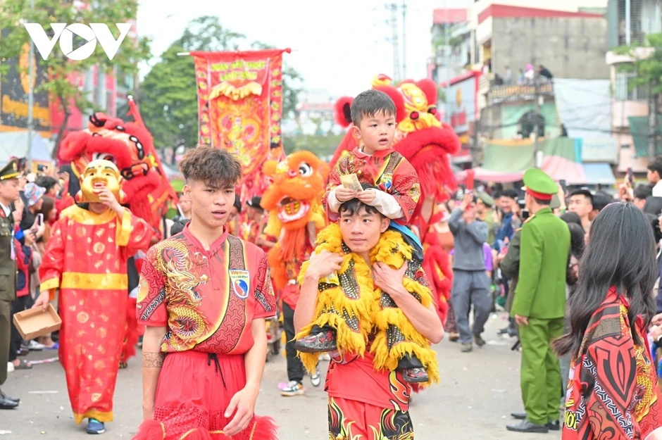 Lạng Sơn đón hơn 1 triệu lượt khách dịp lễ hội đền Kỳ Cùng - Tả Phủ năm 2026