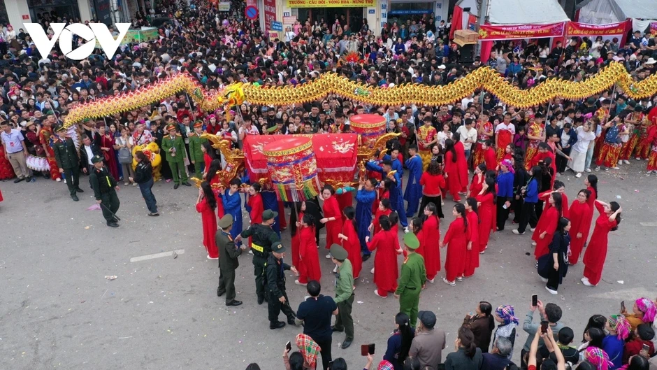 Lạng Sơn đón hơn 1 triệu lượt khách dịp lễ hội đền Kỳ Cùng - Tả Phủ năm 2026