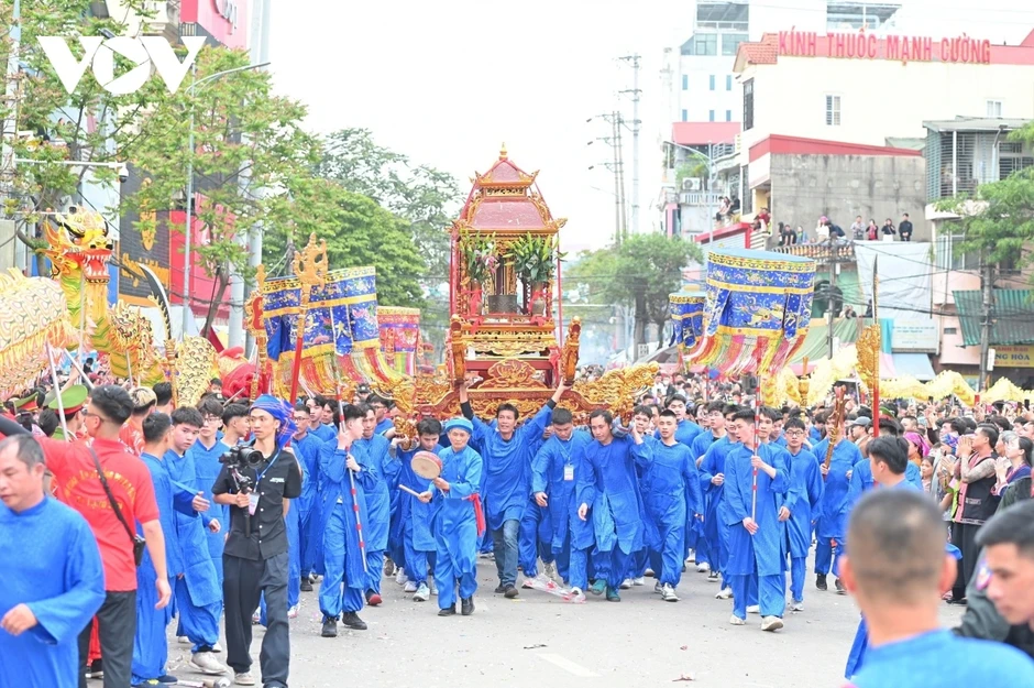 Lạng Sơn đón hơn 1 triệu lượt khách dịp lễ hội đền Kỳ Cùng - Tả Phủ năm 2026